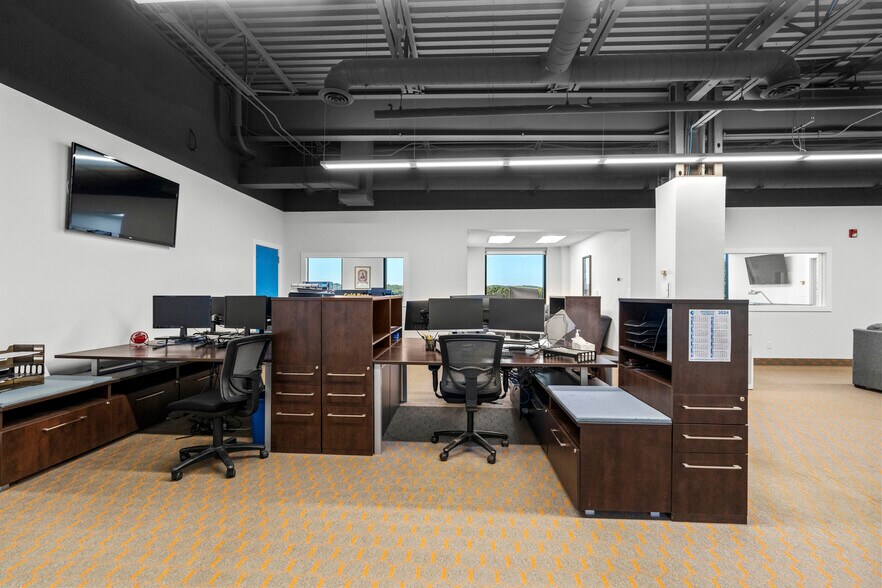 More Photos Of 1 Broadcast Way, Cadillac Medical For Sale