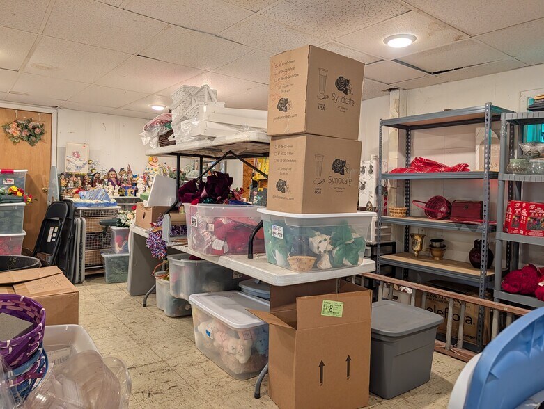 More Photos Of 1874 Grand Central Ave, Horseheads General Retail For Sale