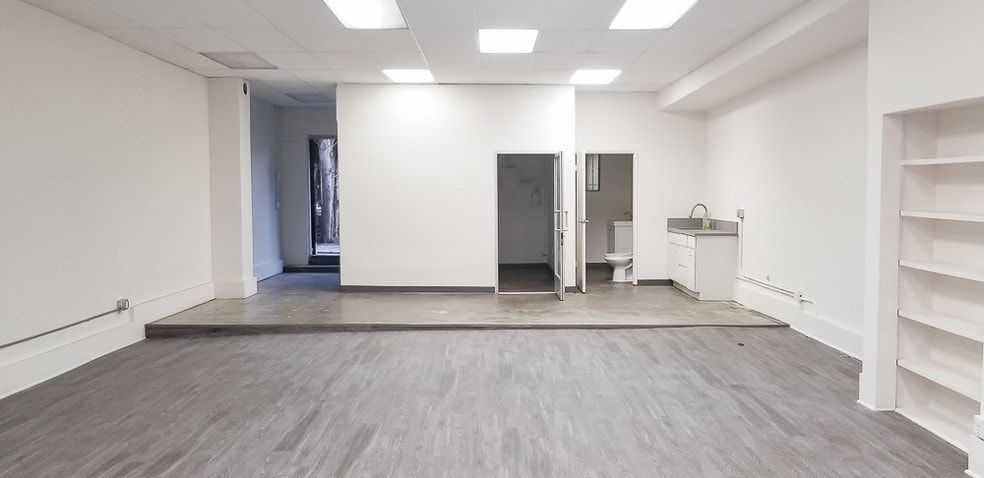 More Photos Of 3006-3012 W Pico Blvd, Los Angeles Storefront Retail Office For Sale