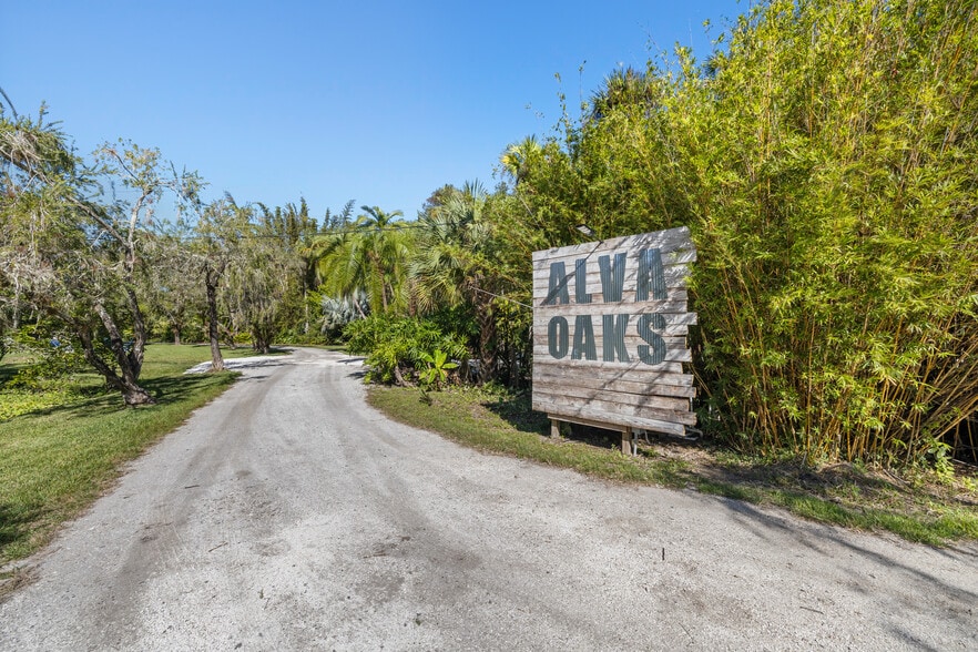 More Photos Of 17790 Caloosa Rd, Alva Apartments For Sale