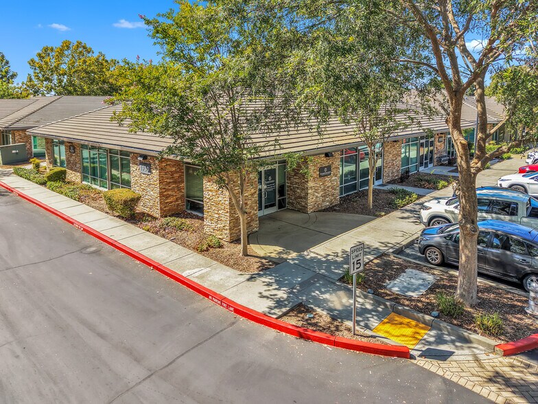 More Photos Of 1930 Del Paso Rd, Sacramento Medical For Sale