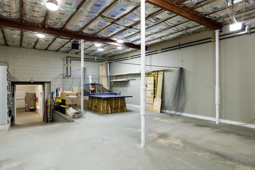 More Photos Of 100 N Sycamore St, Petersburg Storefront Retail Residential For Sale