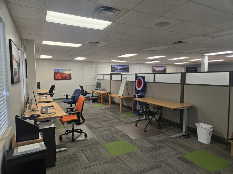 More Photos Of 3204-3210 N Canyon Rd, Provo Office For Lease