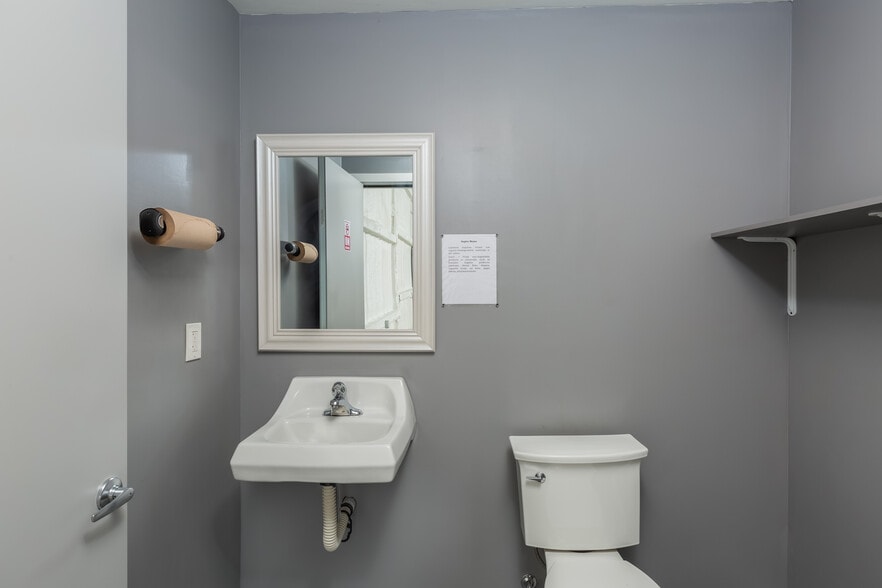 More Photos Of 3100 E Highway 199, Springtown Warehouse For Lease