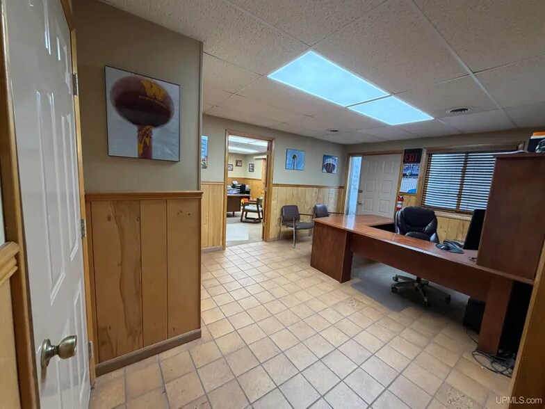 More Photos Of 7 Brebner Rd E, Negaunee Flex For Sale