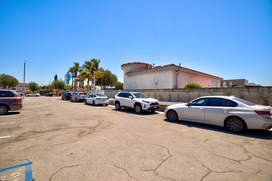 More Photos Of 3357-3361 San Gabriel Blvd, Rosemead Unknown For Lease