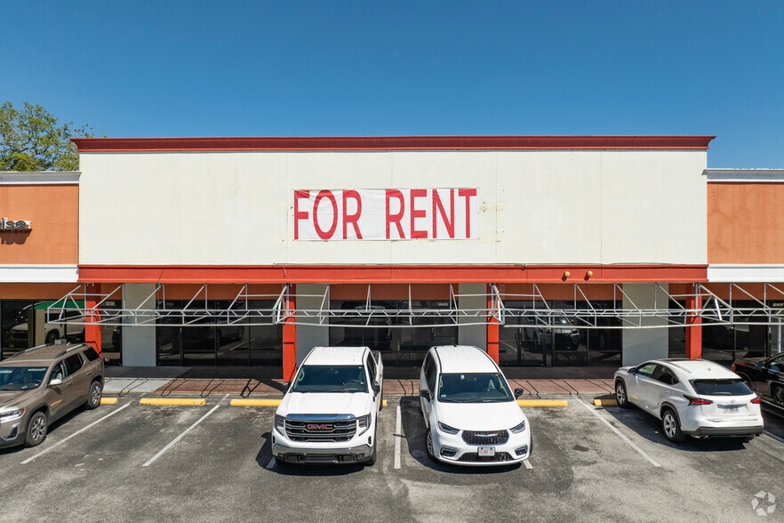 More Photos Of 13705-13741 N Dale Mabry Hwy, Tampa Unknown For Lease