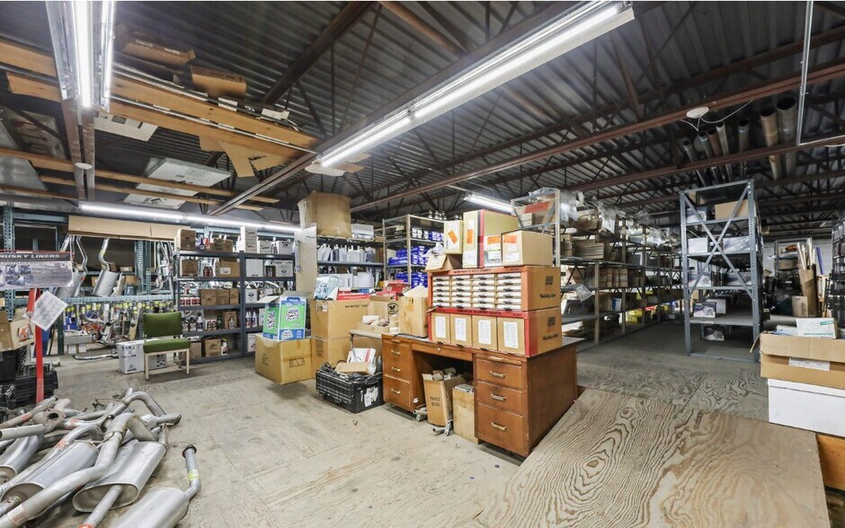 More Photos Of 1260 East St, Pittsfield Freestanding For Sale