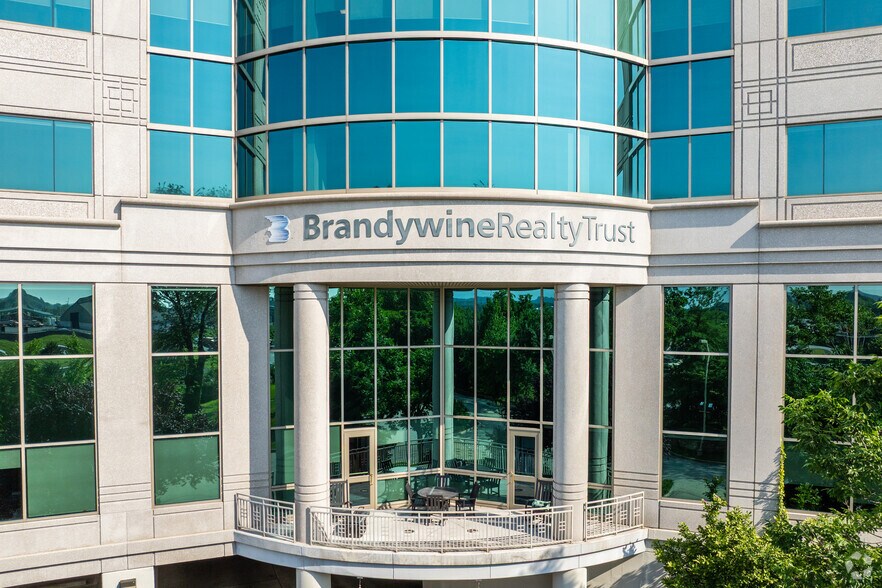 More Photos Of 401 Plymouth Rd, Plymouth Meeting Office For Lease