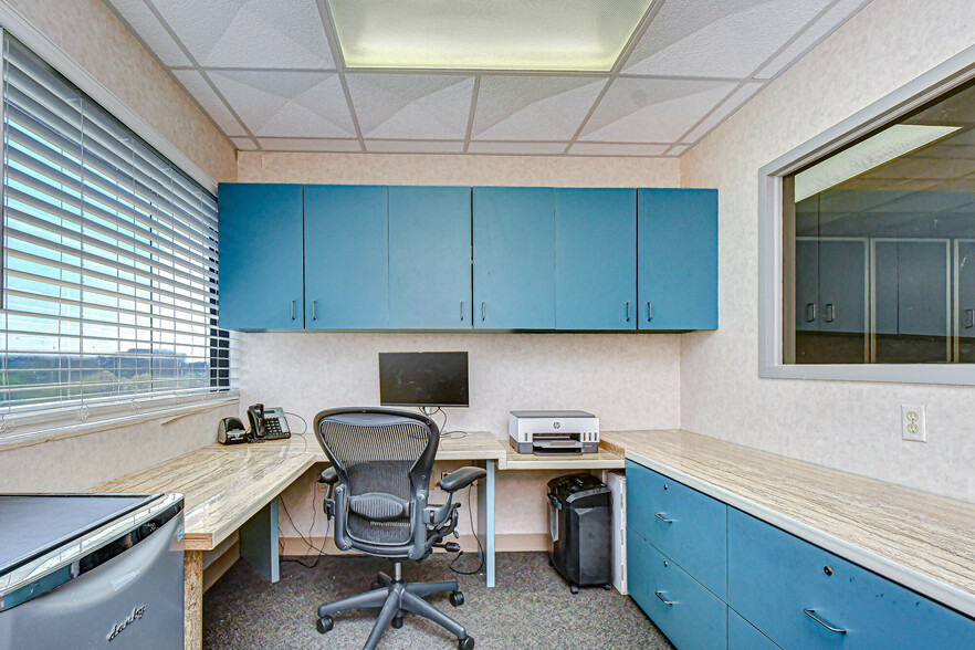 More Photos Of 4710 N Habana Ave, Tampa Medical For Sale