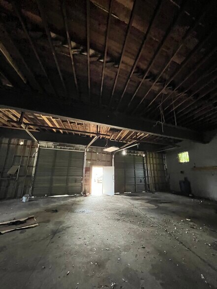 More Photos Of 5412 Buffalo, Jacksonville Industrial For Lease