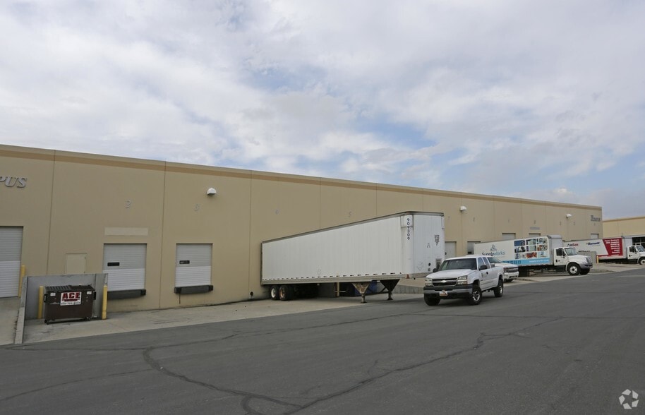 More Photos Of 12218 W Lone Peak Pky, Draper Warehouse For Lease