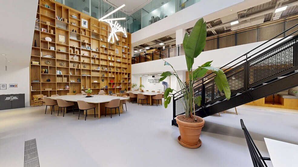 Primary Photo Of 35 New Broad St, London Coworking Space