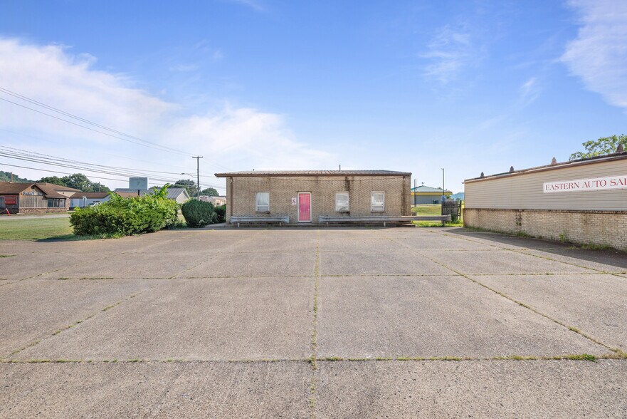 More Photos Of 1725 Eastern Ave, Gallipolis Office For Sale