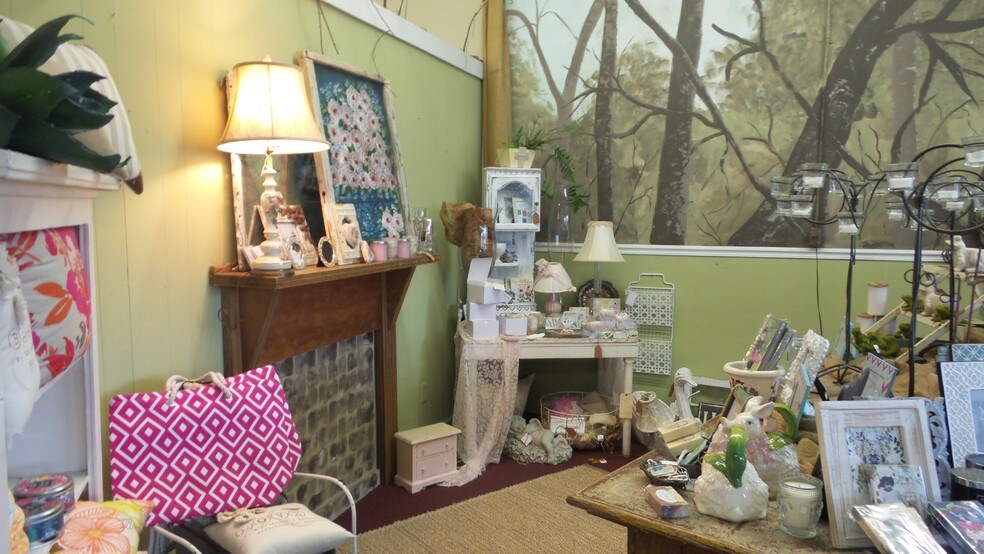 More Photos Of 102 Saint Joseph Ave, Brewton Storefront Retail Residential For Sale