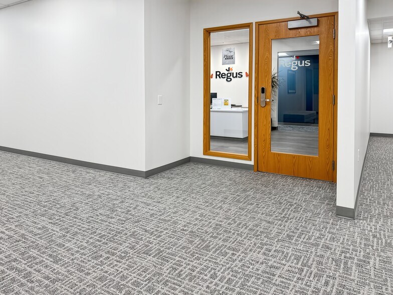 More Photos Of 12822 SE 32nd St, Bellevue Coworking Space