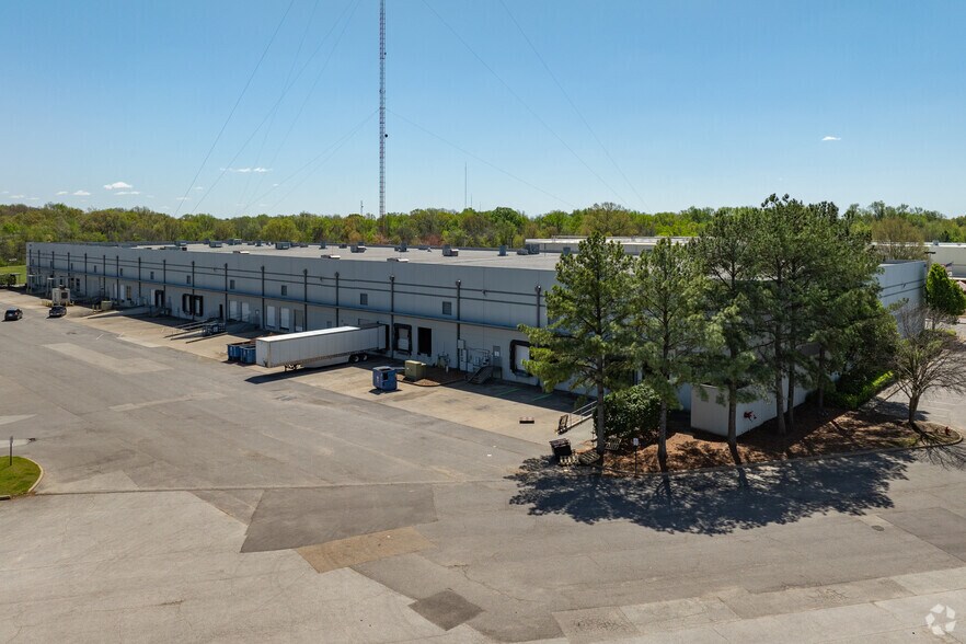 More Photos Of 6419 Shelby View Dr, Memphis Industrial For Sale