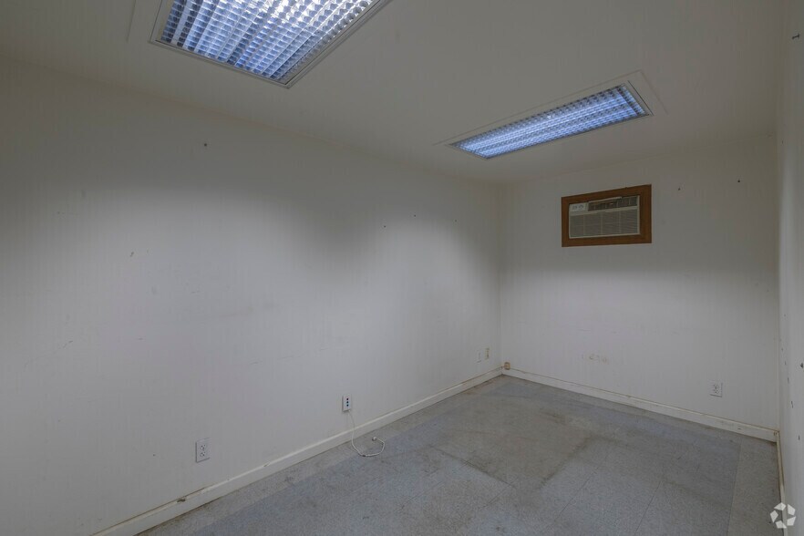 More Photos Of 2301 Napa Vallejo Hwy, Napa Land For Lease