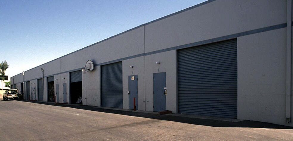 More Photos Of 2960 Saturn St, Brea Warehouse For Lease