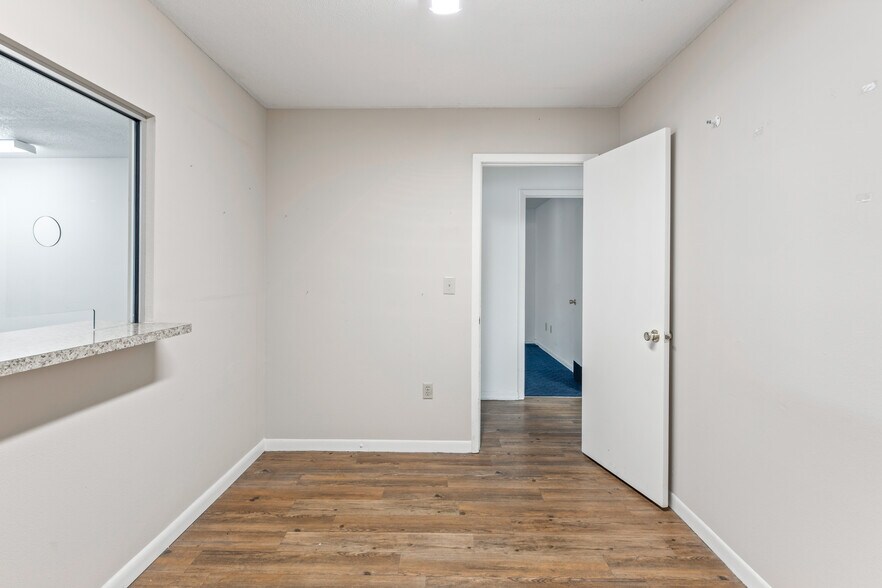 More Photos Of 260 S Marion Ave, Lake City Medical For Lease