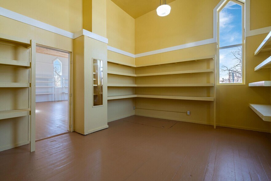 More Photos Of 203 5th Ave W, Kalispell Freestanding For Sale