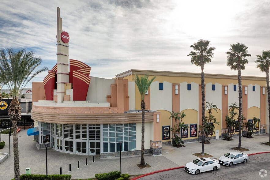 More Photos Of 9301 Tampa Ave, Northridge Unknown For Lease