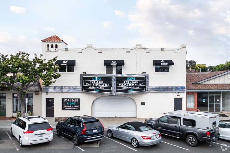 More Photos Of 2808-22 State St, Carlsbad Movie Theatre For Lease