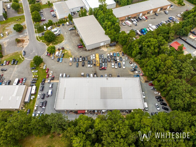 More Photos Of 5923 Stockbridge Dr, Monroe Light Distribution For Lease