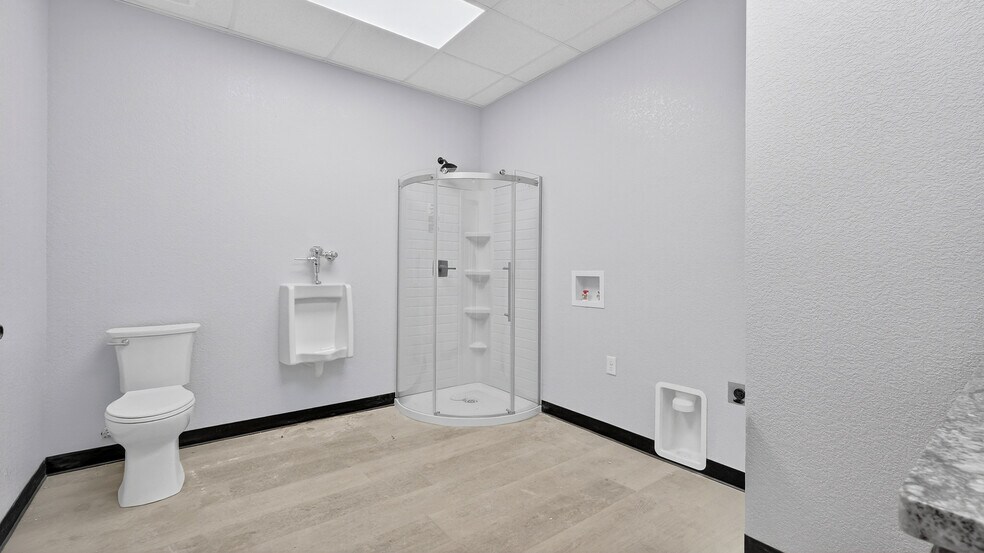 More Photos Of 16511 W Basin St, Odessa Industrial For Lease