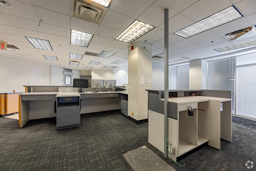 More Photos Of 3636 Steeles Ave E, Toronto Storefront Retail Office For Lease