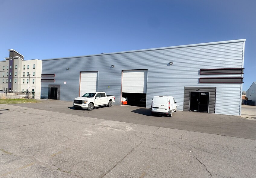 Primary Photo Of 4415 SW 3rd St, Oklahoma City Warehouse For Lease