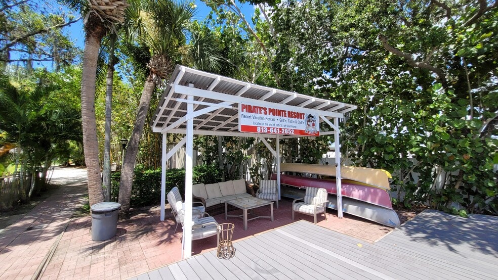More Photos Of 1800 Kofresi Ct, Ruskin Hotel For Sale