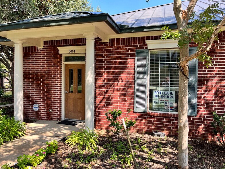 Primary Photo Of 4501 Cartwright Rd, Missouri City Medical For Lease