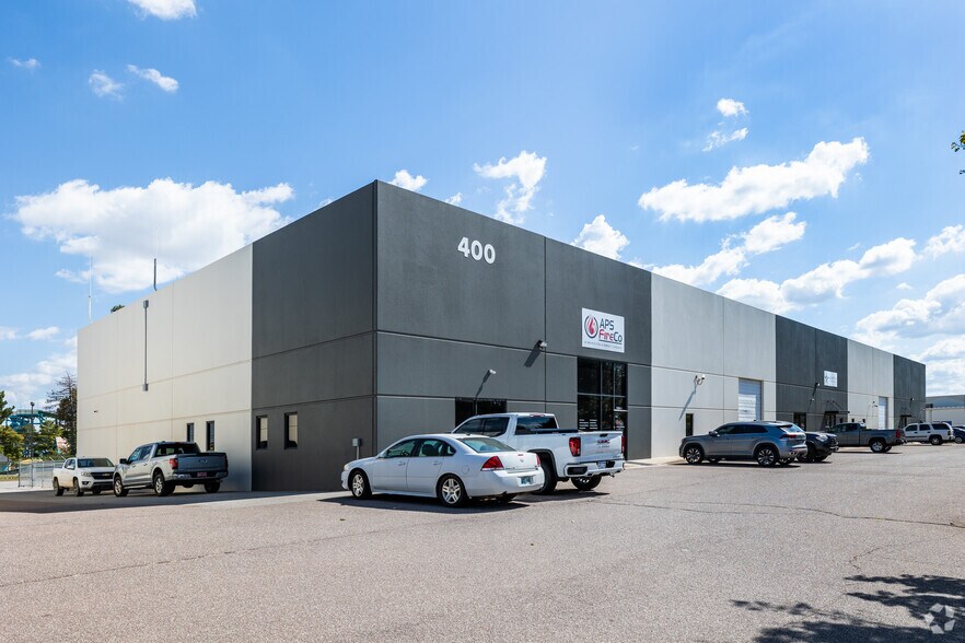Primary Photo Of 400 S Hudiburg Cir, Oklahoma City Warehouse For Lease