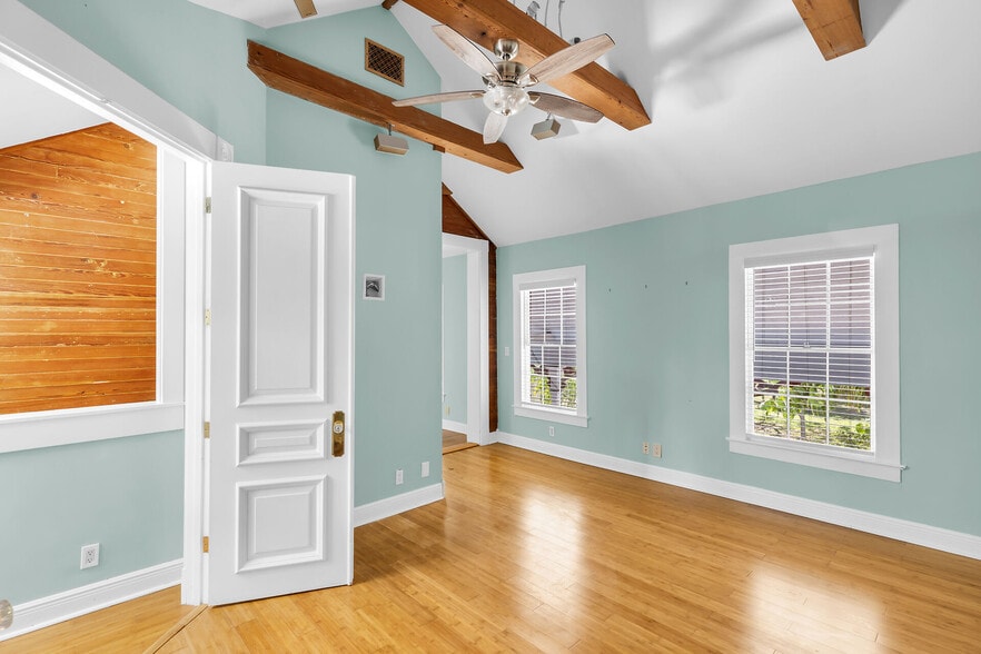 More Photos Of 1409 Truman Ave, Key West Specialty For Sale