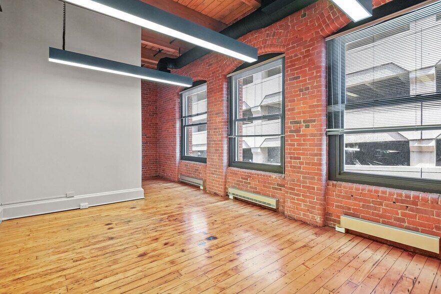More Photos Of 55 Pine St, Providence Office For Sale