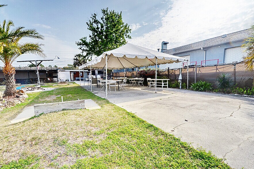 More Photos Of 4828 S Suncoast Blvd, Homosassa Restaurant For Sale