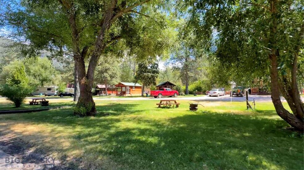 More Photos Of 13505 Turah Rd, Missoula Trailer Camper Park For Sale