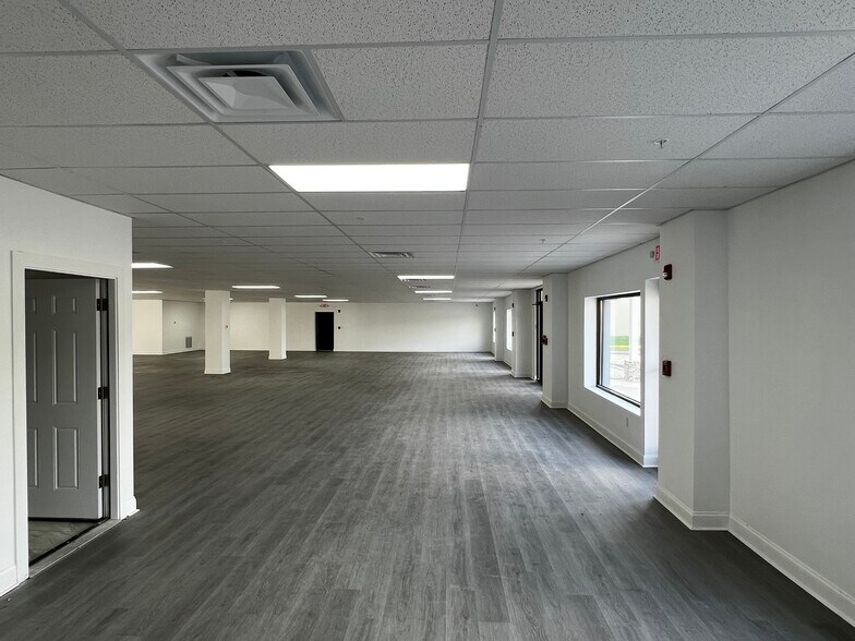 More Photos Of 1241 College Park Dr, Dover Loft Creative Space For Lease