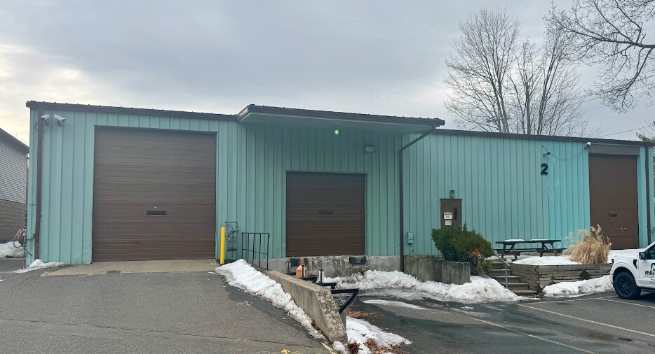 More Photos Of 24 Elise St, Westfield Flex For Lease