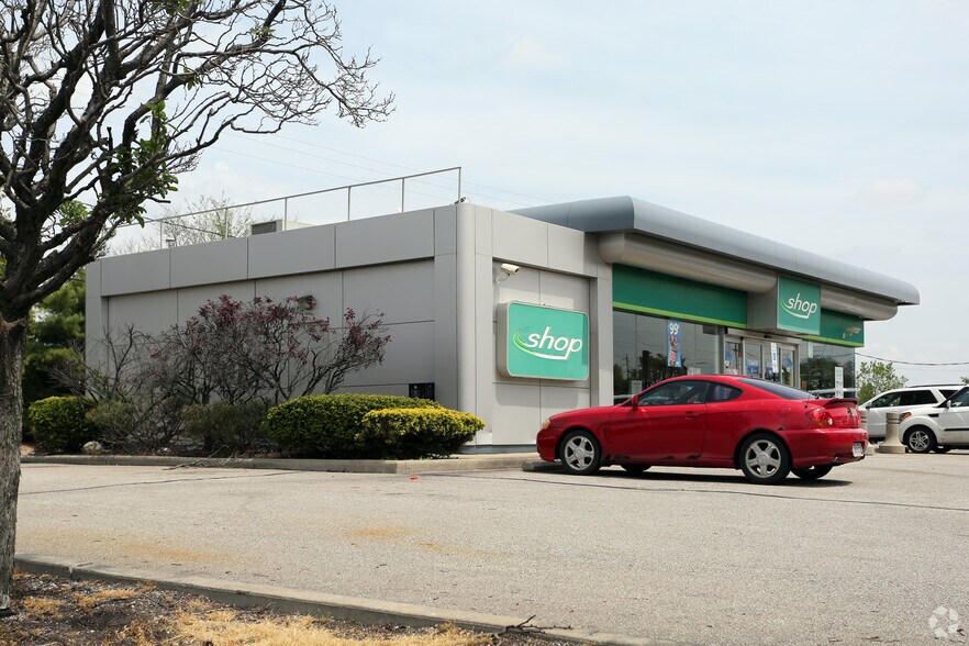 More Photos Of 9202 State Route 14, Streetsboro Convenience Store For Lease