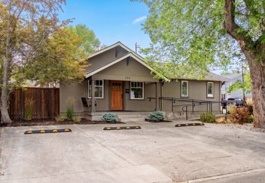Primary Photo Of 204 NE 4th St, Bend Office For Sale