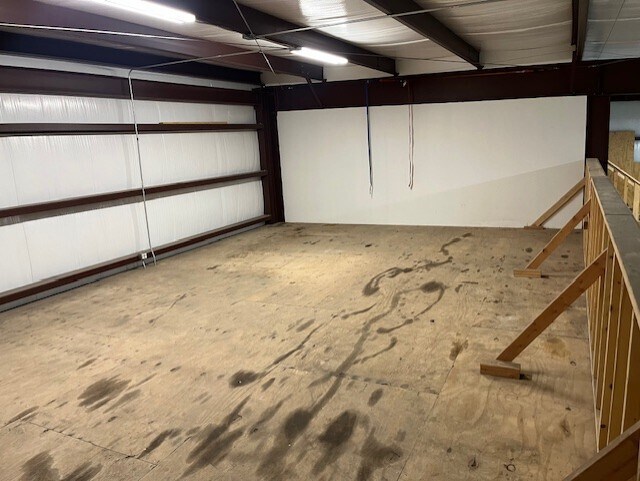 More Photos Of 6306 W Hwy 80, Midland Light Distribution For Lease