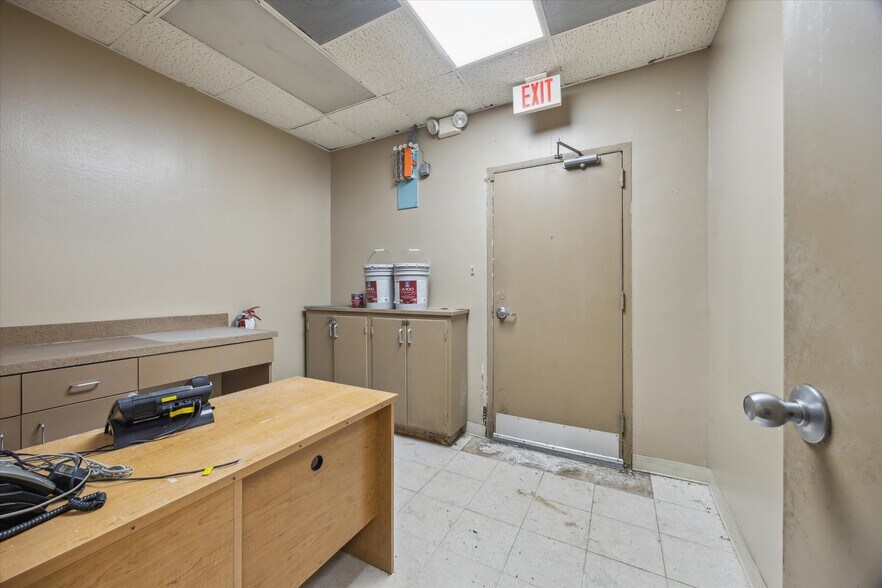 More Photos Of 6504 Memorial Dr, Texas City Medical For Sale
