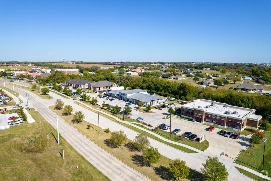 More Photos Of 1650 N Lake Forest Dr, McKinney Medical For Lease