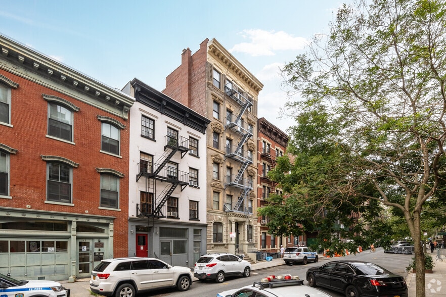 Primary Photo Of 239 W 20th St, New York Apartments For Sale