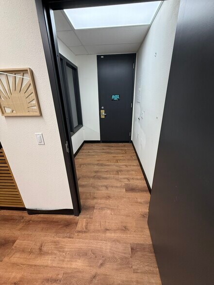 More Photos Of 2675 N Ventura Rd, Port Hueneme General Retail For Lease