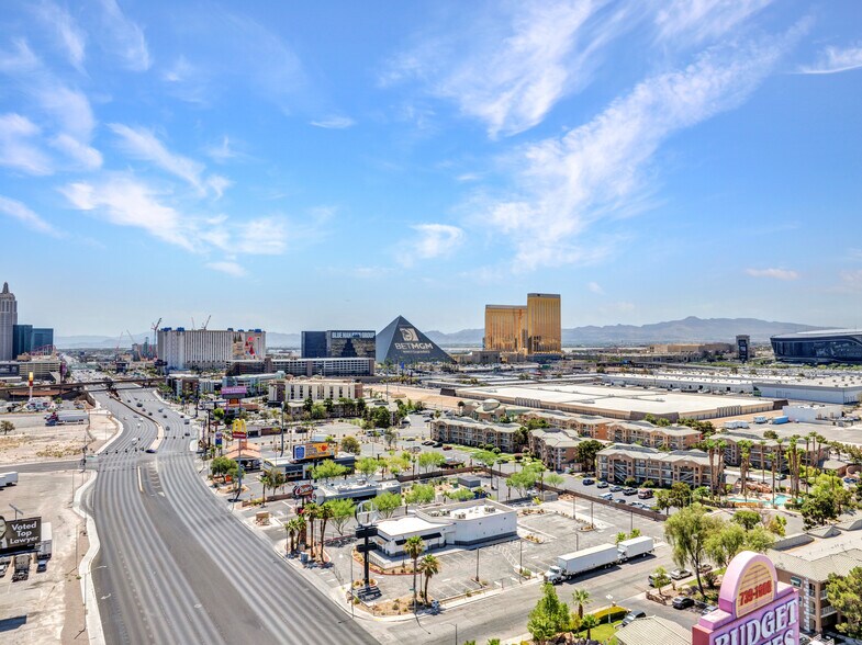 More Photos Of 3575 W Tropicana Ave, Las Vegas Land For Lease