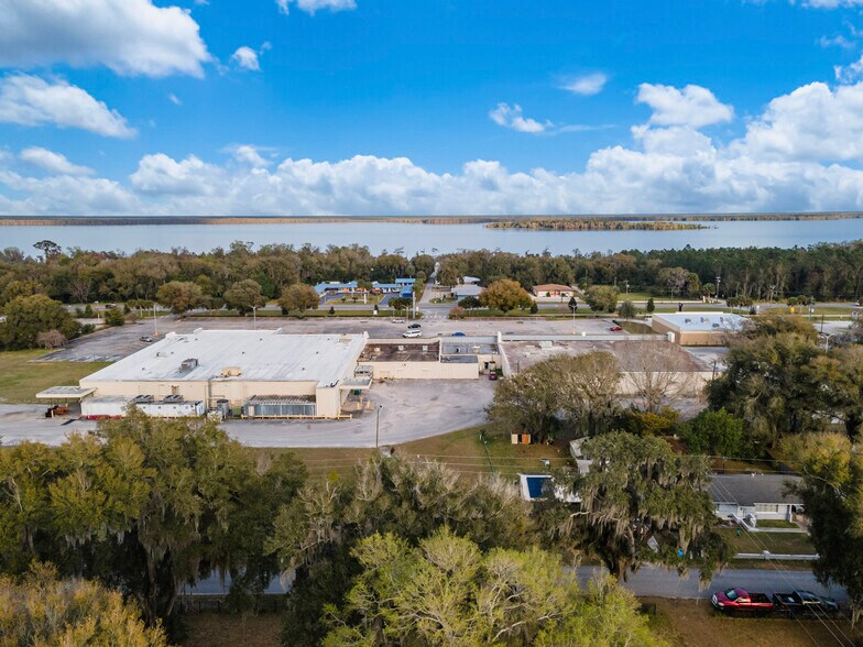 More Photos Of 915 N Summit St, Crescent City Unknown For Lease