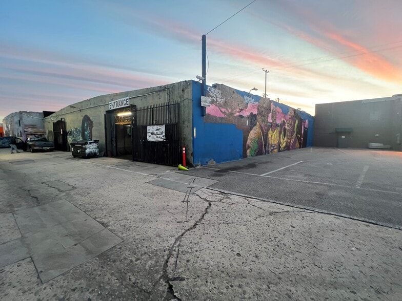 More Photos Of 1505-1515 S Santa Fe Ave, Los Angeles Warehouse For Lease